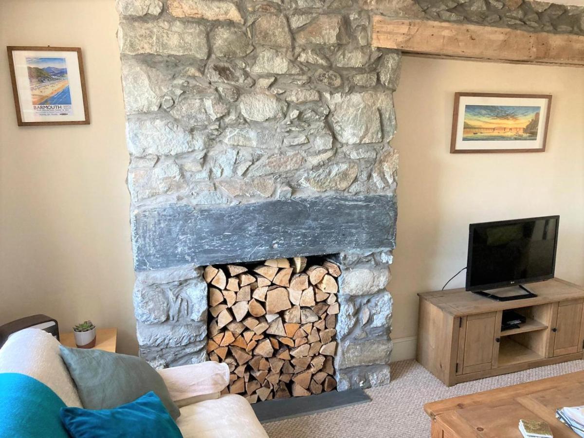 Glasfryn Cottage ドルゲラウ エクステリア 写真